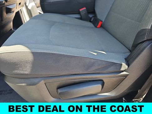 Used 2022 RAM 1500 Classic SLT w/ Electronics Group AWD/4WD image 28