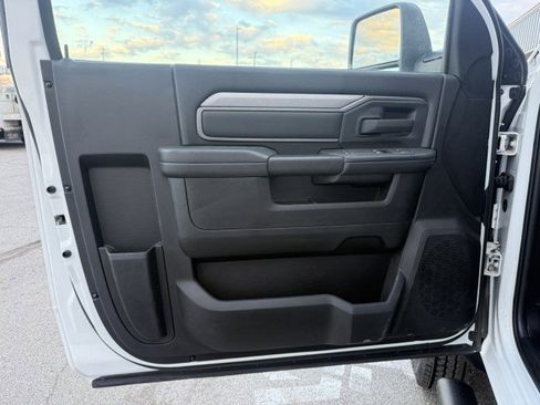 Used 2025 RAM 5500 Tradesman image 21