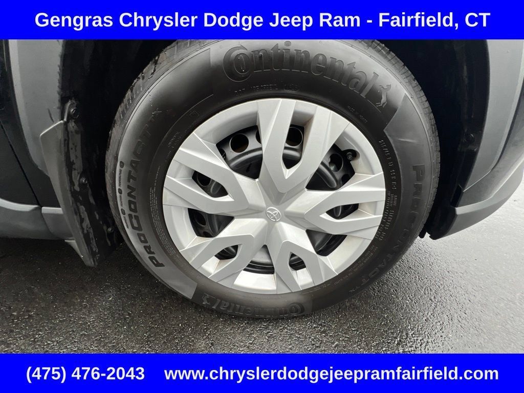 Used 2026 Toyota Corolla Cross L AWD/4WD image 12