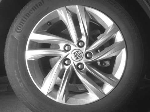 Used 2025 Buick Envista Preferred FWD image 13