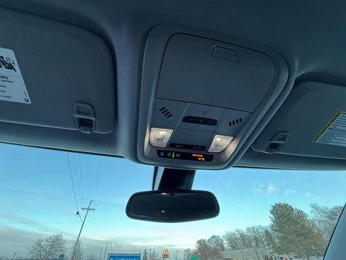 Certified 2024 Chevrolet Blazer LT w/ Convenience Package image 24