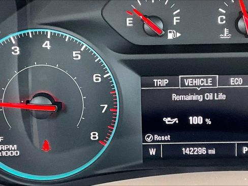 Used 2019 Chevrolet Malibu LS image 2