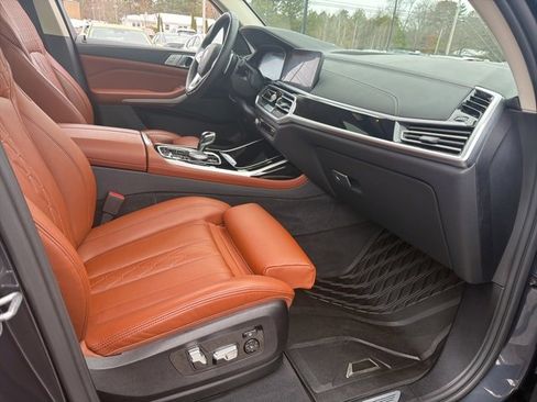 Used 2021 BMW X7 xDrive40i image 55