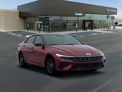 New 2026 Hyundai Elantra SEL Sport image 11