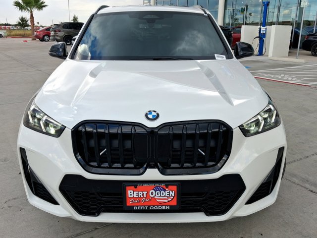 New 2027 BMW X1 xDrive28i w/ Technology Package AWD/4WD image 2