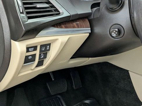 Used 2018 Acura MDX FWD w/ Technology Package image 13