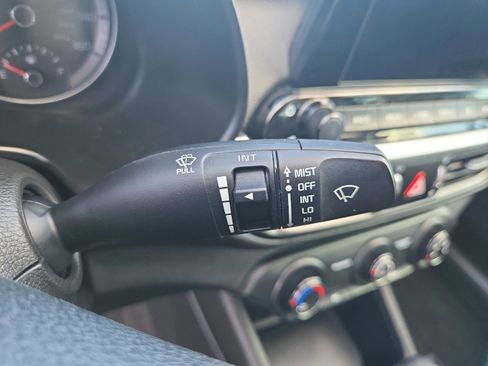 Used 2023 Kia Forte LXS FWD image 14