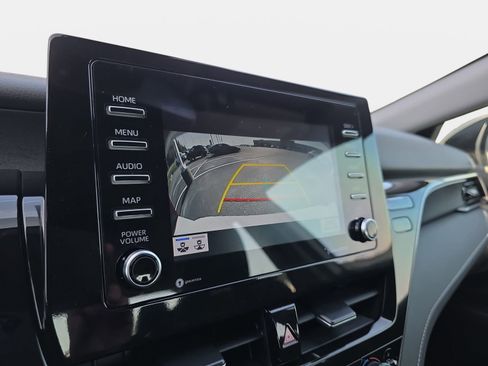 Used 2024 Toyota Camry SE w/ Convenience Package image 22