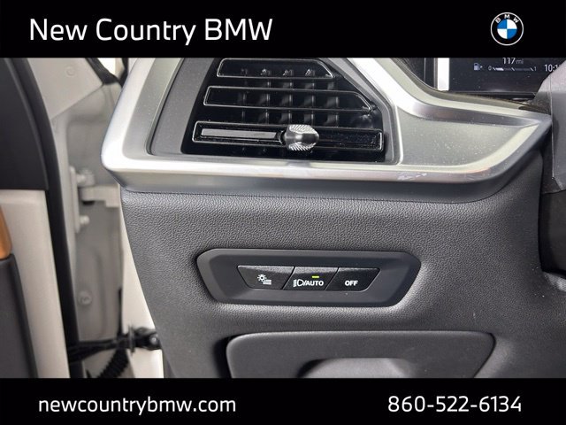 Certified 2026 BMW X5 xDrive40i w/ Premium Package AWD/4WD image 13