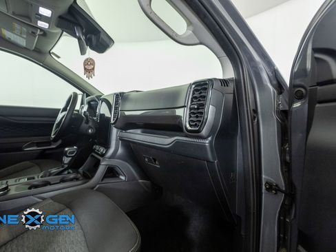 Used 2024 Ford Ranger XLT AWD/4WD image 39
