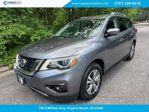 Used 2019 Nissan Pathfinder SV AWD/4WD image 1