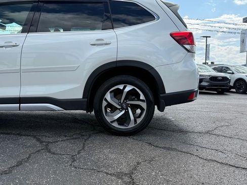 Used 2024 Subaru Forester Touring w/ Convenience Package image 31