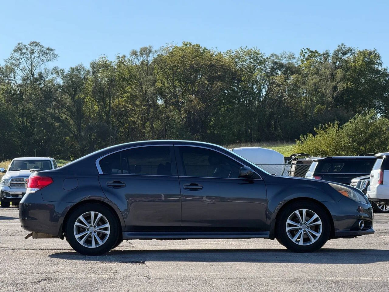 Used 2013 Subaru Legacy 2.5i Premium w/ All-Weather Pkg AWD/4WD image 6