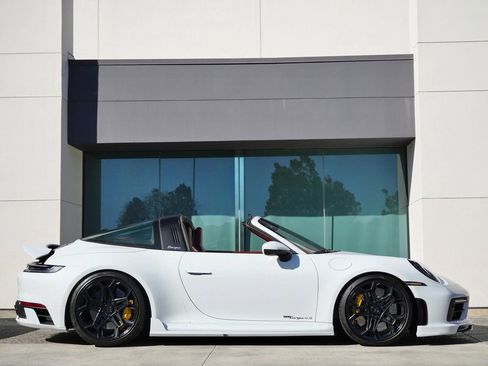 Used 2021 Porsche 911 Targa 4S image 4
