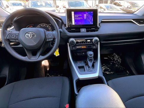 Used 2024 Toyota RAV4 LE image 15