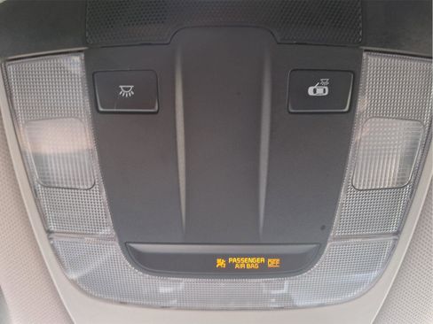 Used 2022 Kia Sorento LX image 29