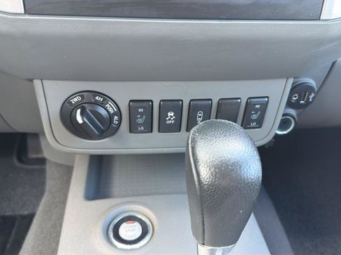Used 2020 Nissan Frontier SV AWD/4WD image 18