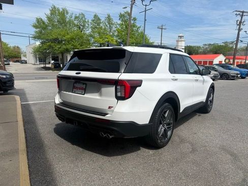 Used 2025 Ford Explorer ST w/ Sun And Sound Package AWD/4WD image 14