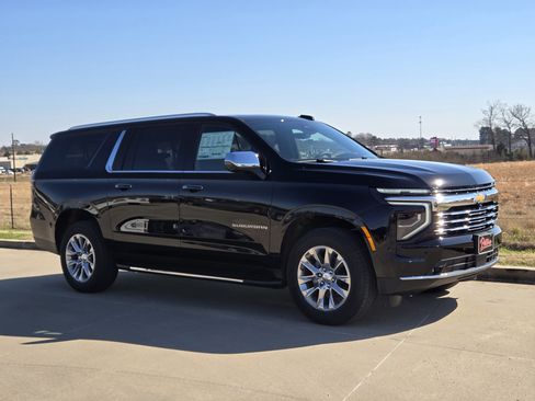 New 2026 Chevrolet Suburban Premier AWD/4WD image 1
