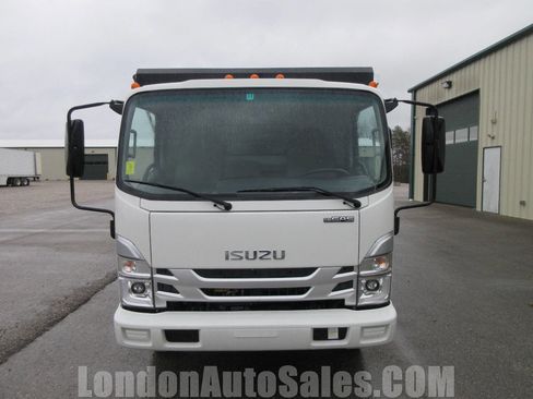 Used 2024 Isuzu NQR image 9