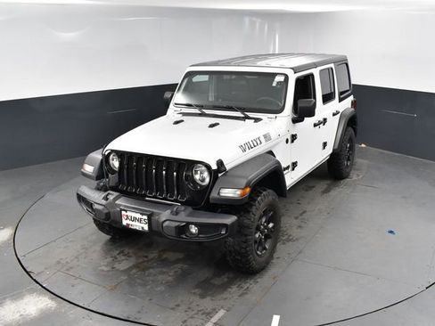 Used 2021 Jeep Wrangler Unlimited Sport image 32