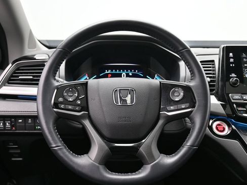 Certified 2024 Honda Odyssey Touring image 42