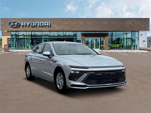 New 2026 Hyundai Sonata SE FWD image 11