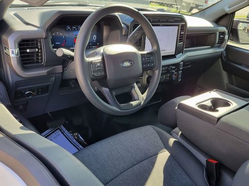 Used 2024 Ford F150 XL RWD image 3