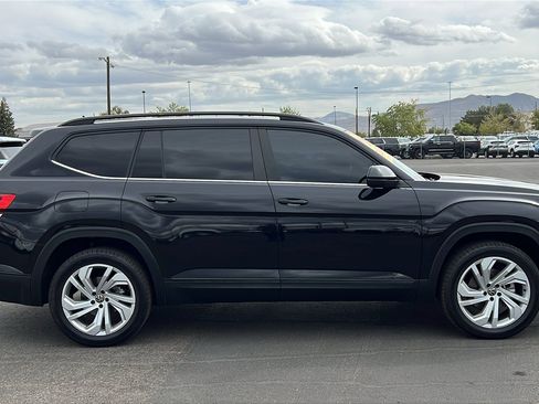 Used 2022 Volkswagen Atlas SE image 4