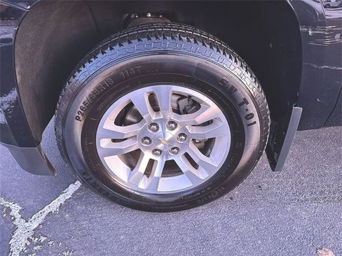 Used 2017 Chevrolet Tahoe LT image 33