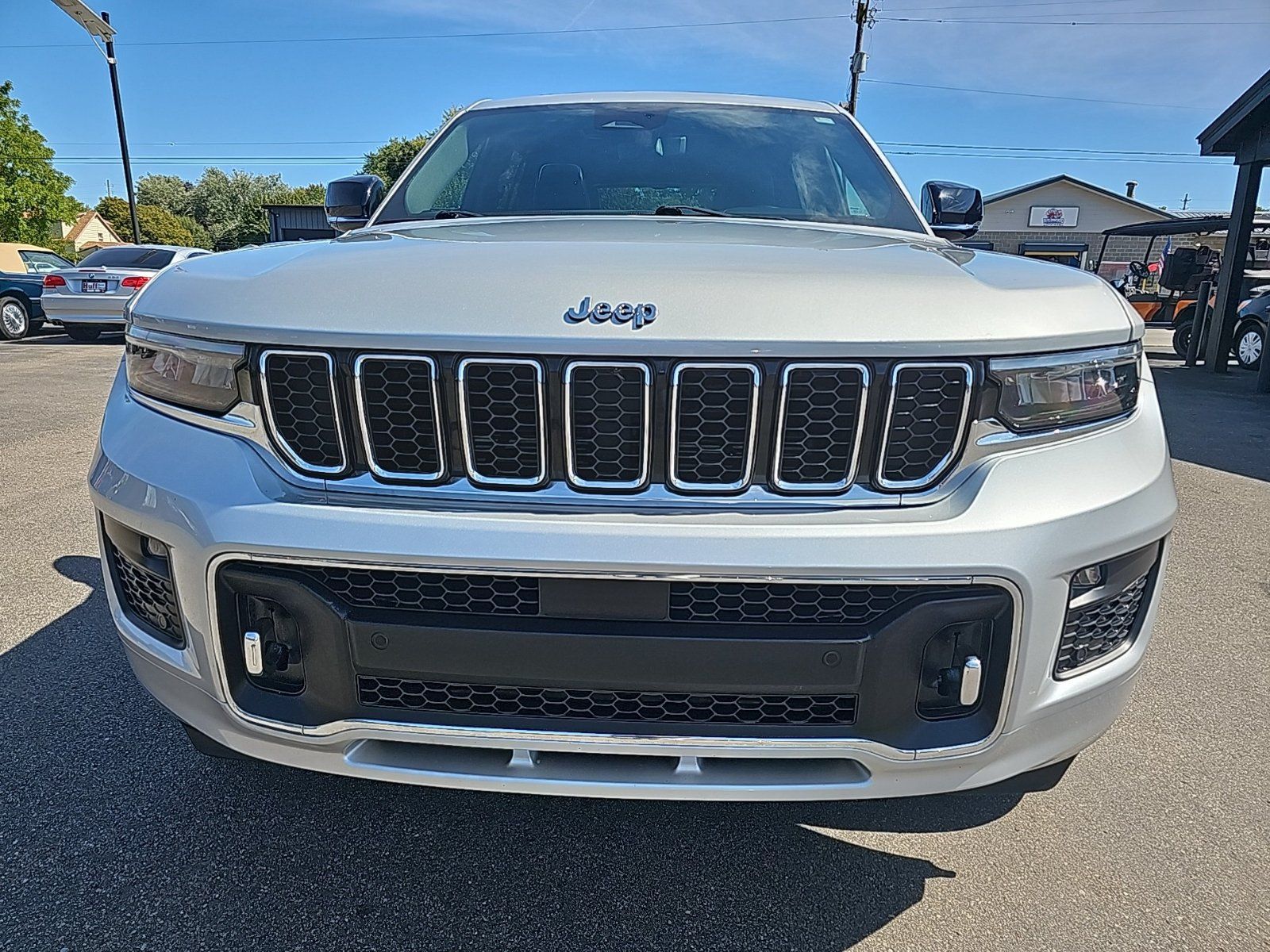 Used 2021 Jeep Grand Cherokee L Overland w/ Luxury Tech Group IV AWD/4WD image 8