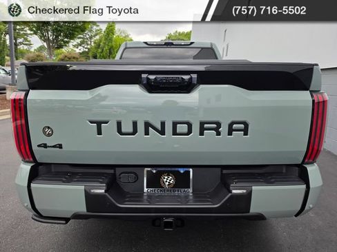 Used 2024 Toyota Tundra Platinum AWD/4WD image 4