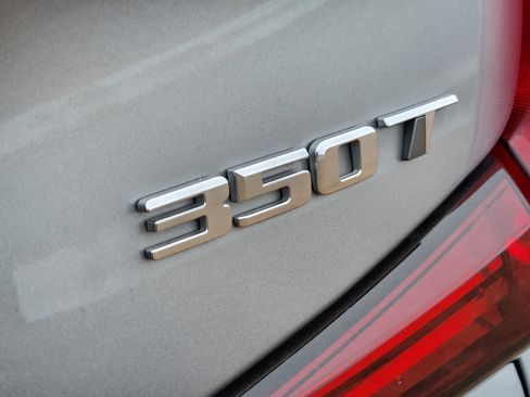 Certified 2023 Cadillac XT4 Luxury w/ Cold Weather Package image 10