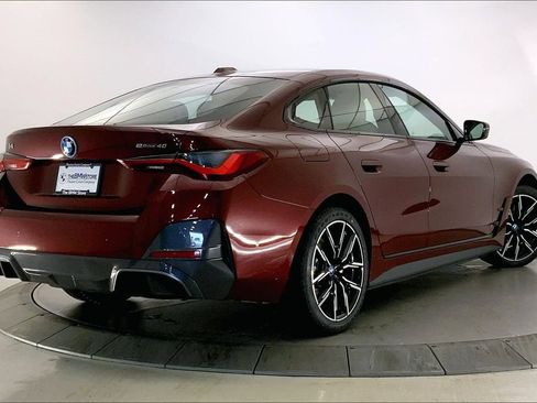 Certified 2023 BMW i4 eDrive40 w/ M Sport Package RWD image 11