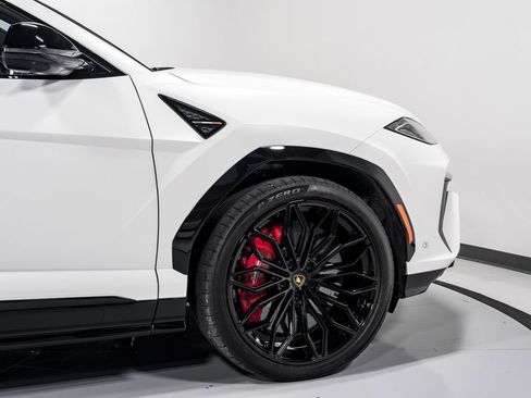 Used 2025 Lamborghini Urus SE image 52