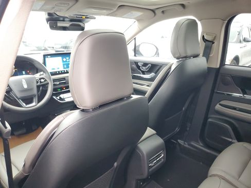 New 2026 Lincoln Corsair Premiere image 26