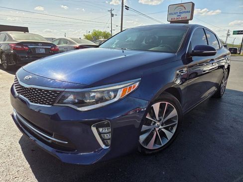Used 2018 Kia Optima S w/ Pano Sport Package image 2