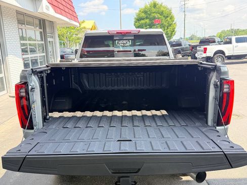 Used 2024 GMC Sierra 2500 Denali w/ Denali Reserve Package AWD/4WD image 10