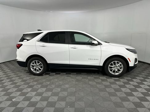 Used 2024 Chevrolet Equinox LT AWD/4WD image 3