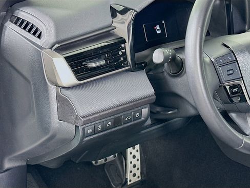 Certified 2025 Toyota Camry SE image 10