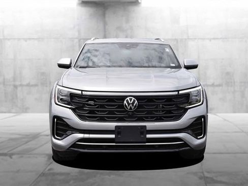 Certified 2024 Volkswagen Atlas Cross Sport SEL Premium R-Line AWD/4WD image 4