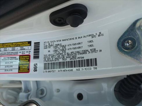 Used 2021 Toyota Tacoma TRD Sport w/ Technology Package RWD image 23