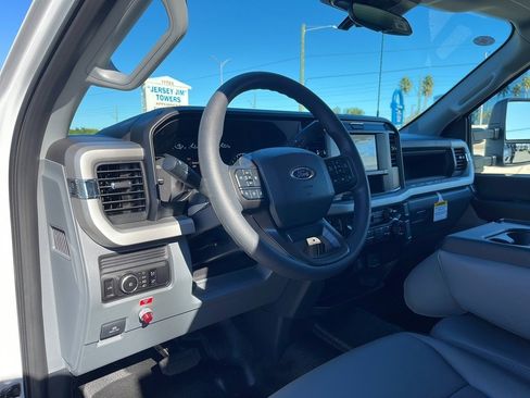 New 2026 Ford F550 XL 4WD Reading 12' Landscape D image 40