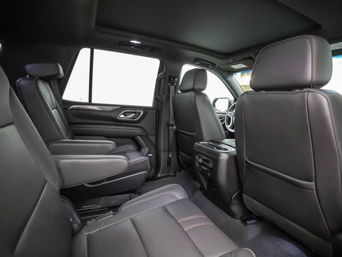 Used 2022 Chevrolet Tahoe RST w/ Sport Performance Package image 27