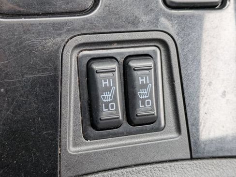 Used 2018 Mitsubishi Outlander LE AWD/4WD image 24