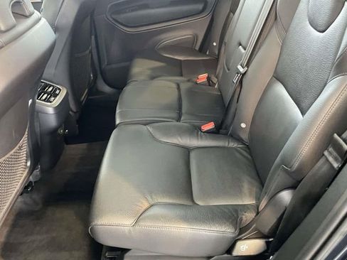 Used 2023 Volvo XC90 B6 Plus w/ Protection Package Premier image 12