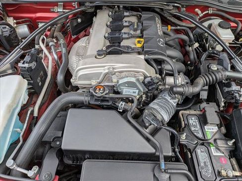 Used 2017 MAZDA MX-5 Miata RF Club RWD image 17