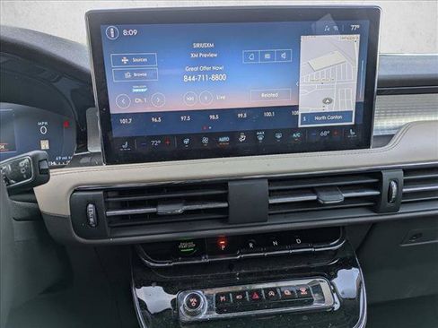 Used 2023 Lincoln Corsair AWD w/ Equipment Group 101A image 11