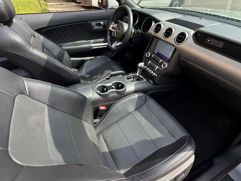 Used 2020 Ford Mustang Premium RWD image 11