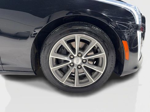 Used 2018 Cadillac CTS Luxury image 41